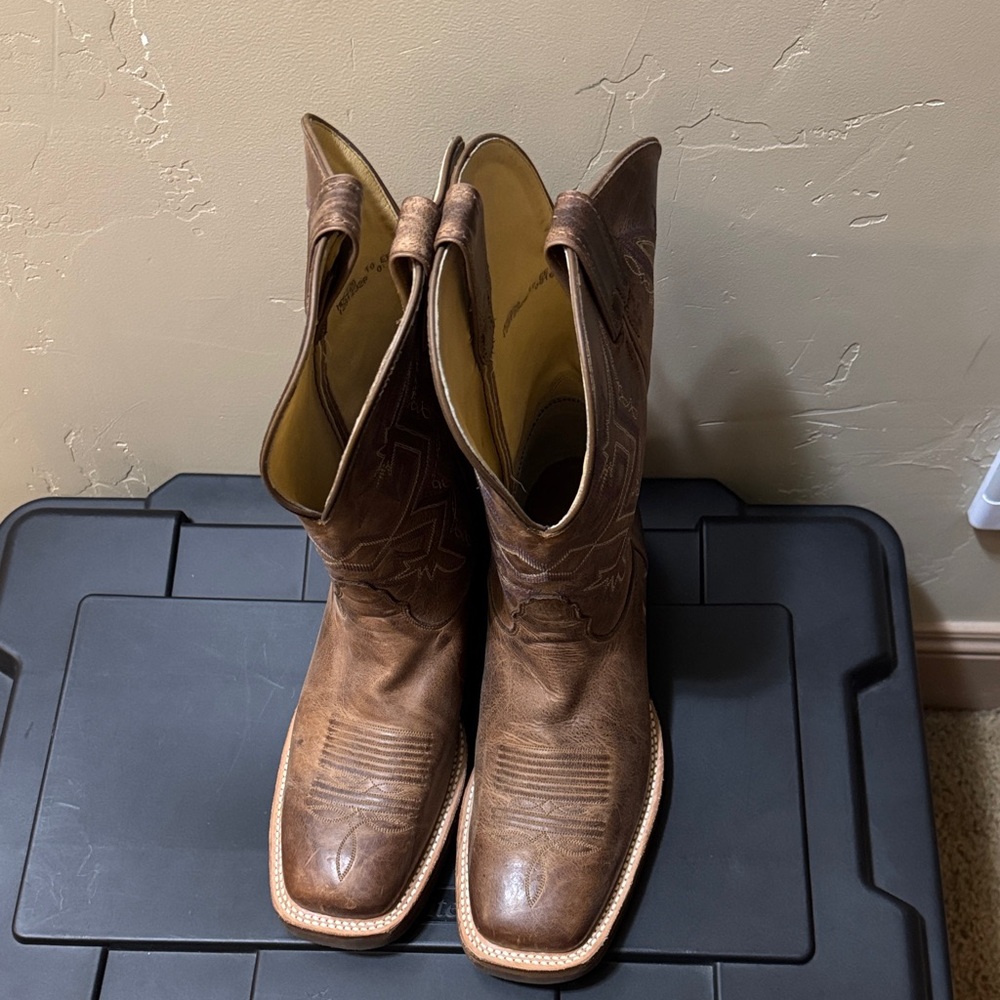 Nocona Tan Leather Cowboy Boots